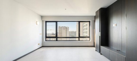 4 bedrooms Apartment in Porto, Portugal No. 95146 3