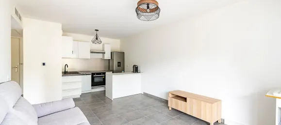 2غرفة شقة في Alpes-Maritimes, France رقم 352911 2