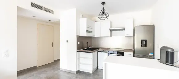 2غرفة شقة في Alpes-Maritimes, France رقم 352911 3