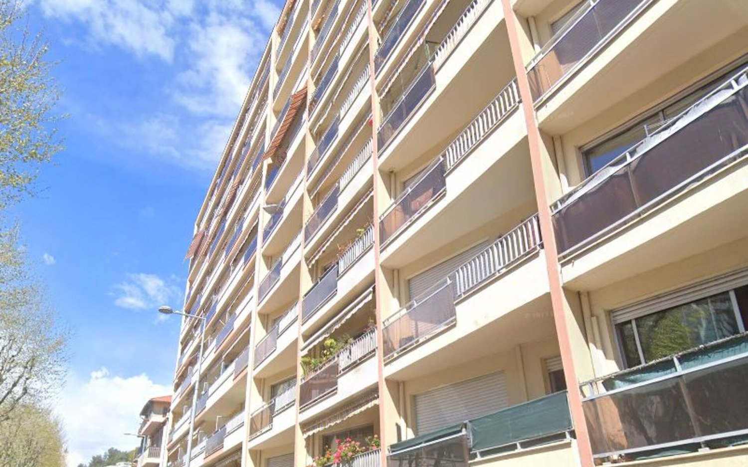 1 bedroom Apartment in Nice, France No. 196288