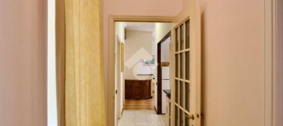 3 rooms Apartment in Rome, Italy No. 112541 10