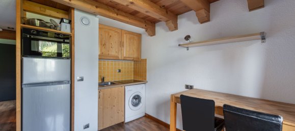 2 bedrooms Apartment in Demi-Quartier, France No. 601 5