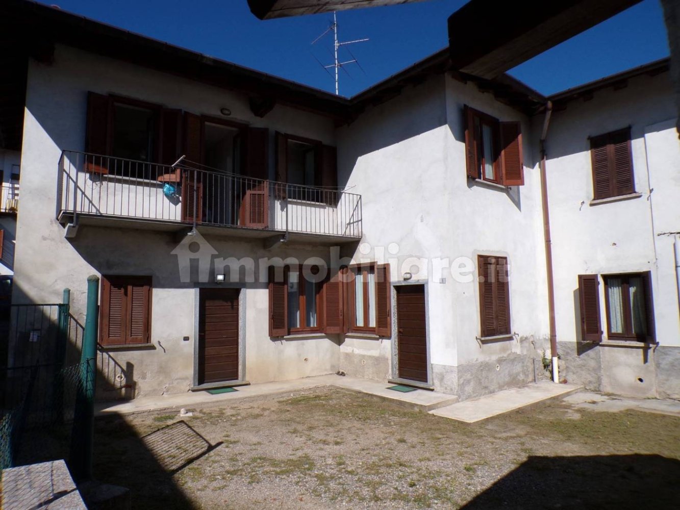 3 Schlafzimmer Haus in Casale Litta, Italy, Nr. 366035