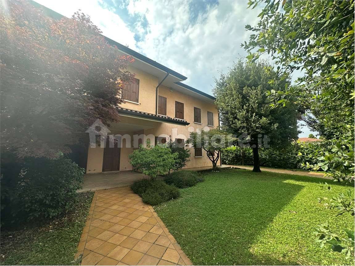 4 Schlafzimmer Villa in Mansuè, Italy, Nr. 268431
