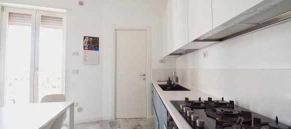 3 chambres Appartement à Lecce, Italy No. 302443 4