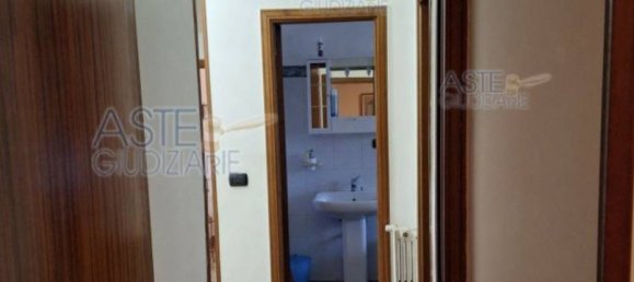 5 rooms Apartment in Sammichele di Bari, Italy No. 282697 6