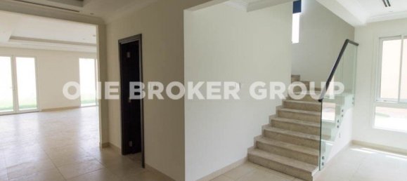 4 bedrooms Villa in Al Barsha, UAE No. 1433 4