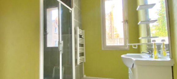 2 Schlafzimmer Wohnung in Ballan-Mire, France, Nr. 40269 8