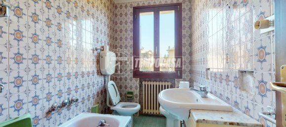 4 bedrooms Villa in Gaggio Montano, Italy No. 196184 42