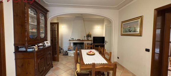 3 bedrooms House in Capannori, Italy No. 269533 12