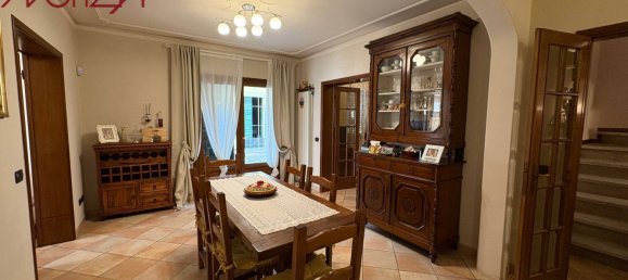 3 bedrooms House in Capannori, Italy No. 269533 14