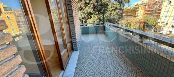 2 rooms Apartment in Rome, Italy No. 44112 12