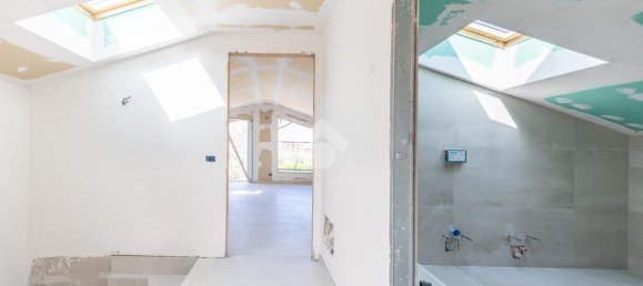 4 rooms Villa in Rome, Italy No. 18061 24