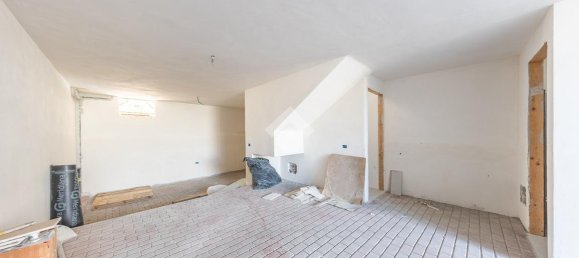 4 rooms Villa in Rome, Italy No. 18061 32