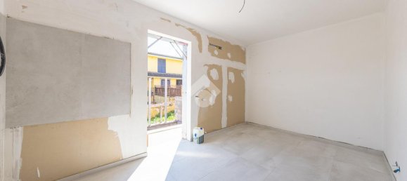 4 rooms Villa in Rome, Italy No. 18061 8