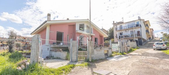 4 rooms Villa in Rome, Italy No. 18061 36