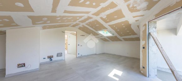 4 rooms Villa in Rome, Italy No. 18061 29