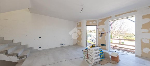 4-Zimmer Villa in Rome, Italy, Nr. 18061 41