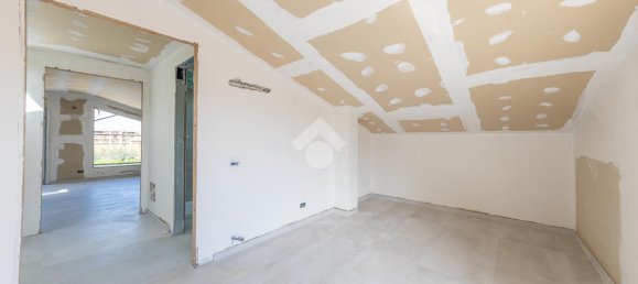 4 rooms Villa in Rome, Italy No. 18061 20