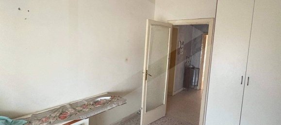 4 rooms Apartment in Frattamaggiore, Italy No. 23399 14