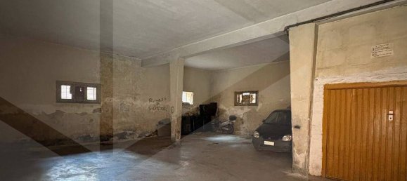 4 rooms Apartment in Frattamaggiore, Italy No. 23399 3