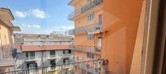 4 rooms Apartment in Frattamaggiore, Italy No. 23399 6