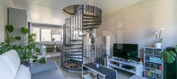 4 bedrooms House in La Queue-en-Brie, France No. 163309 2