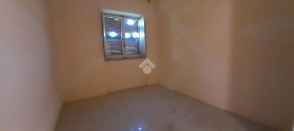 3-salle Maison à Vico nel Lazio, Italy No. 5611 12