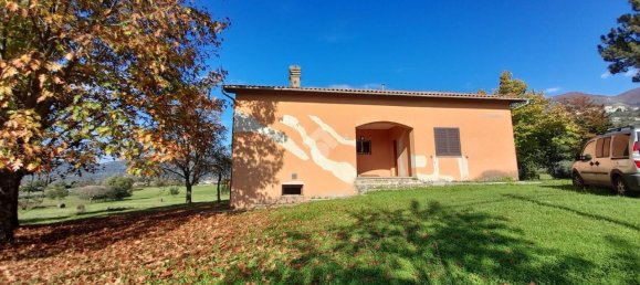 3-salle Maison à Vico nel Lazio, Italy No. 5611 3