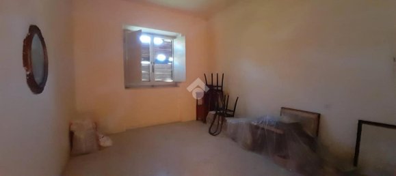 3-salle Maison à Vico nel Lazio, Italy No. 5611 14