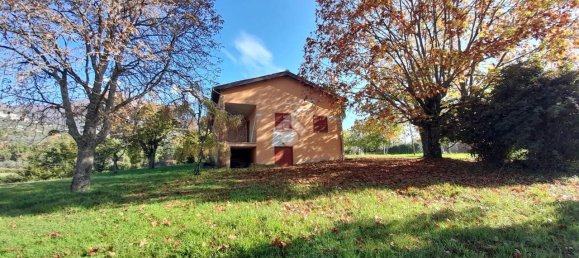 3-salle Maison à Vico nel Lazio, Italy No. 5611 28