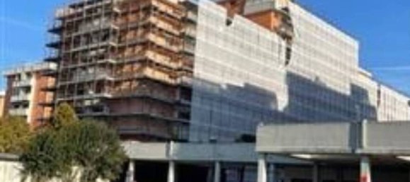 3 rooms Apartment in Fermo, Italy No. 265595 2