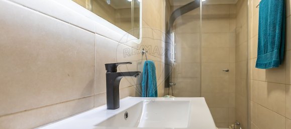 3 bedrooms House in Seixal, Portugal No. 24280 26