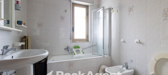 Apartamento de 3 divisões em Catanzaro, Italy N.º 98017 21