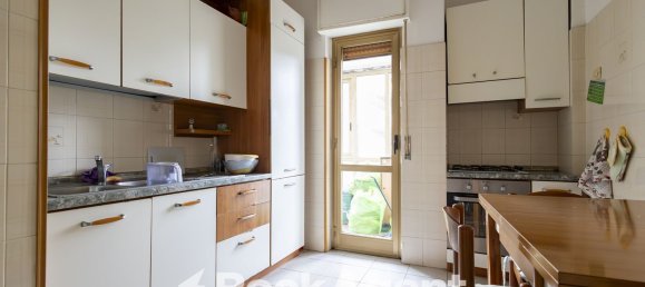 Apartamento de 3 divisões em Catanzaro, Italy N.º 98017 34