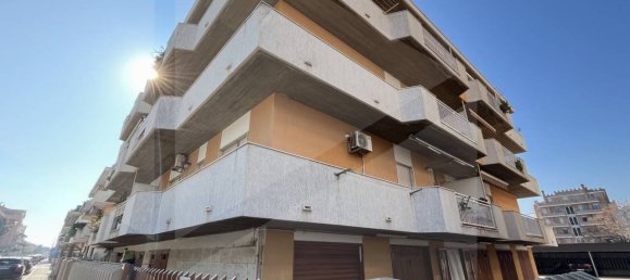 4 rooms Apartment in Montesilvano, Italy No. 23433 13