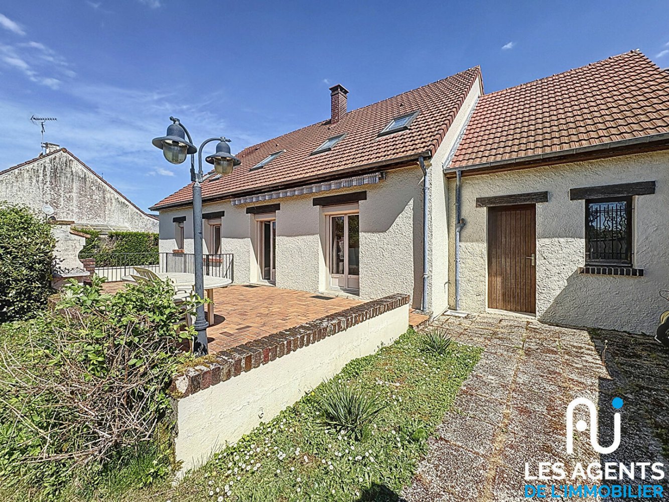 5 Schlafzimmer Villa in Marcilly-en-Villette, France, Nr. 63959