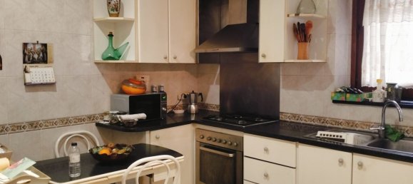 3 Schlafzimmer Haus in Besalu, Spain, Nr. 158102 8