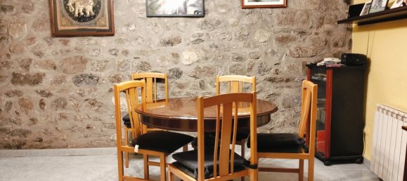 3 Schlafzimmer Haus in Besalu, Spain, Nr. 158102 11