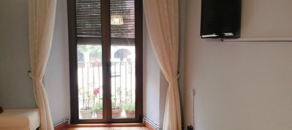 3 Schlafzimmer Haus in Besalu, Spain, Nr. 158102 20