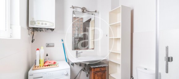 Apartamento T2 em Ciutat Vella, Spain N.º 23006 20