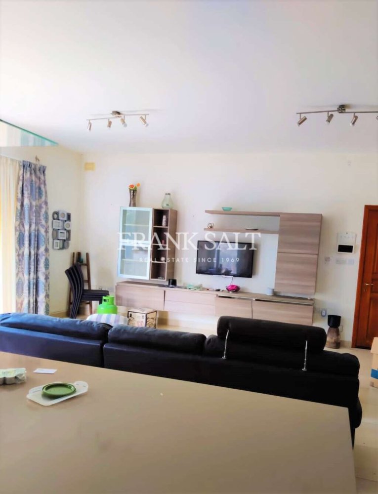 Квартира с 3 спальнями в Мтарфа, Мальта № 4697