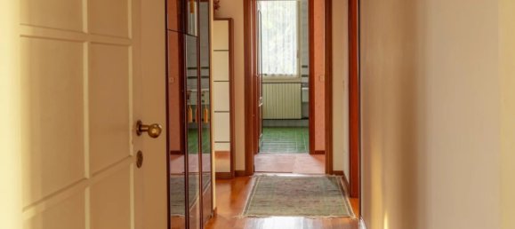 6 chambres Villa à Porto Valtravaglia, Italy No. 270878 24