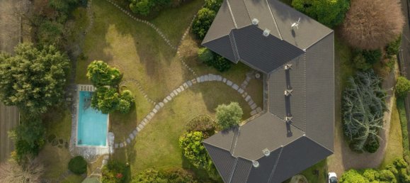 6 chambres Villa à Porto Valtravaglia, Italy No. 270878 15