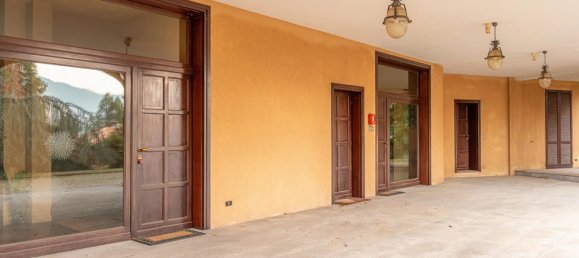 6 chambres Villa à Porto Valtravaglia, Italy No. 270878 35