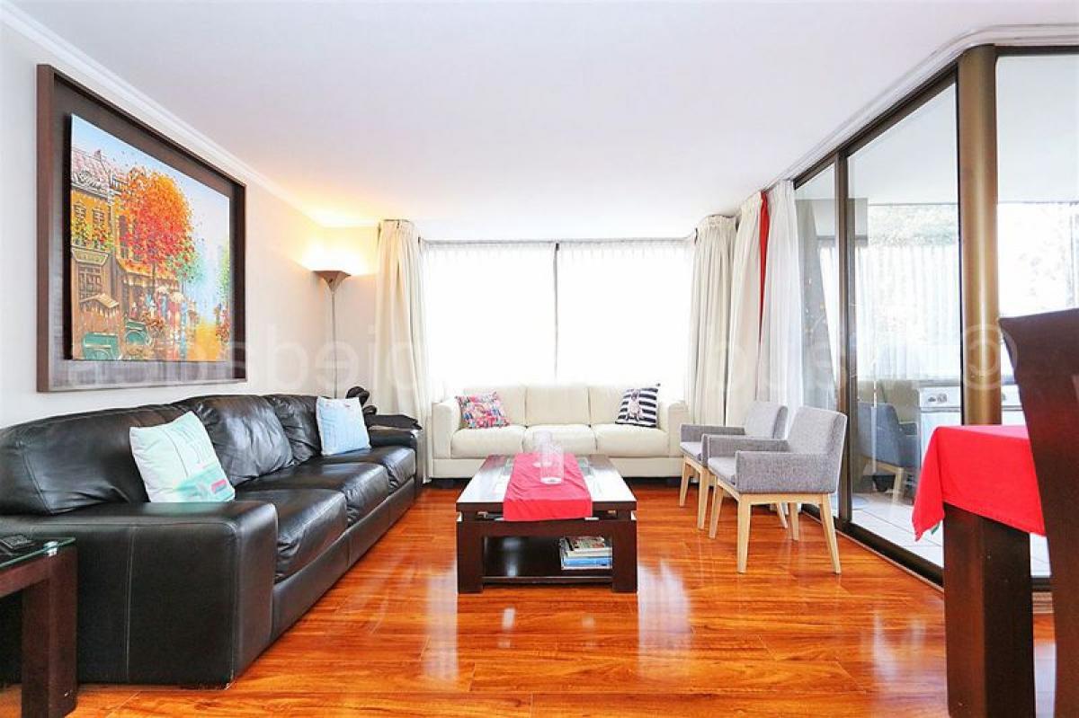 3 bedrooms Apartment in Santiago, Chile No. 2810