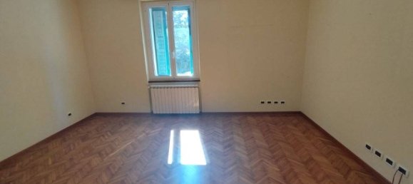 1 chambre Appartement à Trieste, Italy No. 11098 4