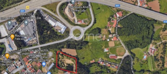 Land in Nogueira da Regedoura, Portugal No. 18195 2