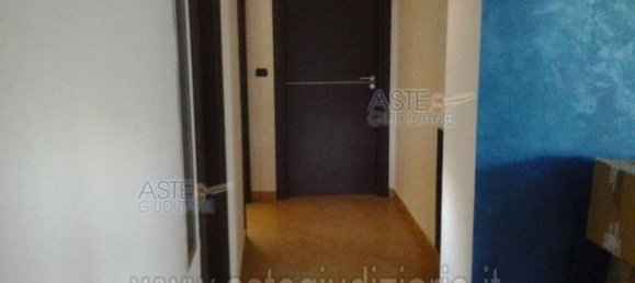 7 rooms Apartment in Pietragalla, Italy No. 94053 5
