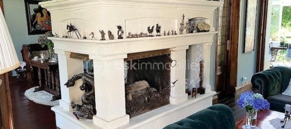 7 bedrooms House in Neuville-sous-Montreuil, France No. 161203 7